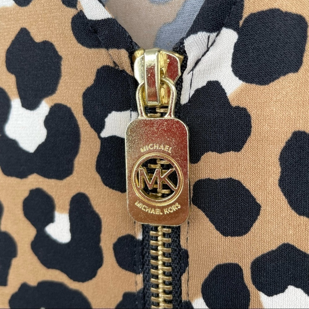 Michael Michael Kors Leopard Print Knit Blouse - Picture 5 of 10